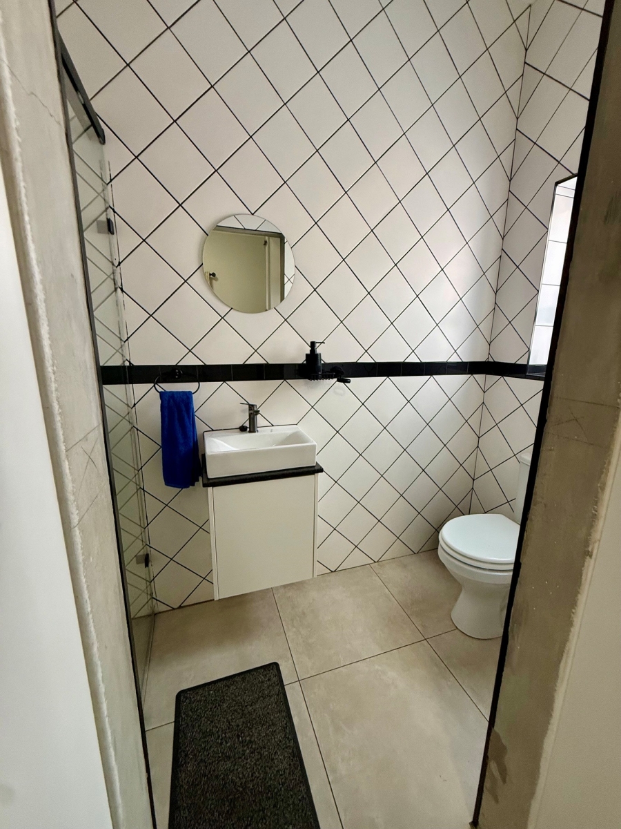 5 Bedroom Property for Sale in Tafelzicht Western Cape